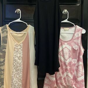 Lot Of 3 Womens Tanks Size M Bibi, Zenana, Avery